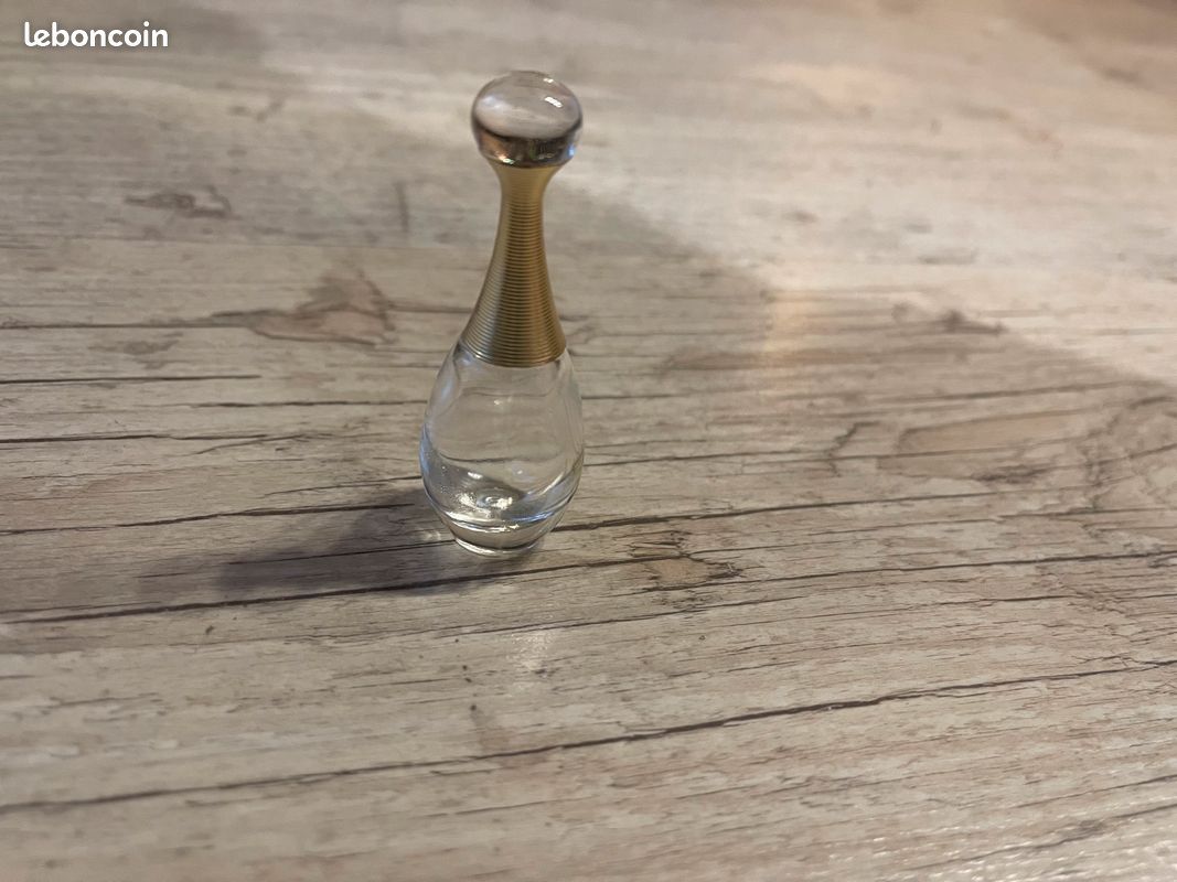 Flacon de miniature de parfum vide J’adore de Dior (image 5)