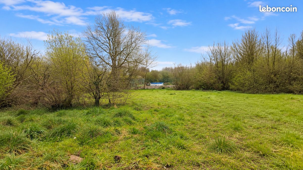 Terrain 880 m² KERNILIS · 86 200 €