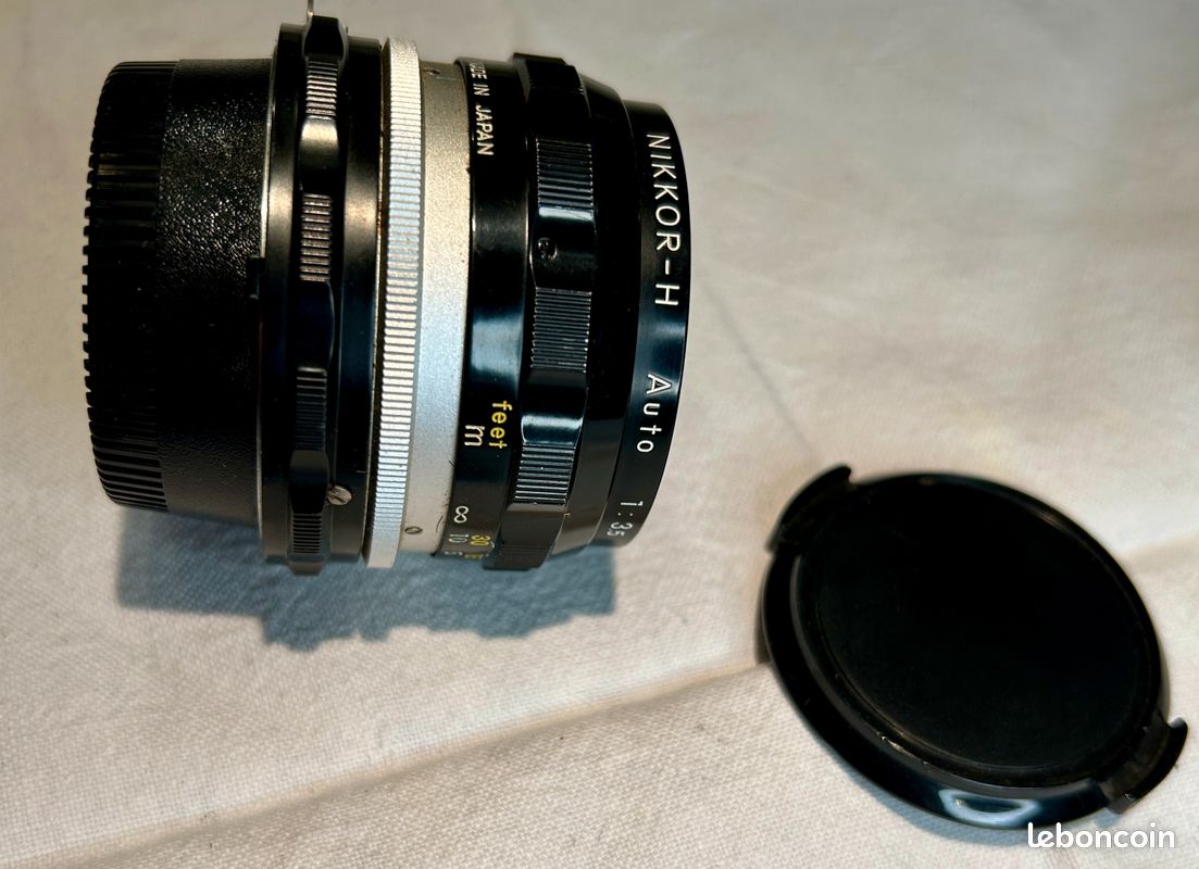 Nikon Nikkor-H.C Auto 28mm f/3.5 Non-Ai MF Lens w/Box,Hood