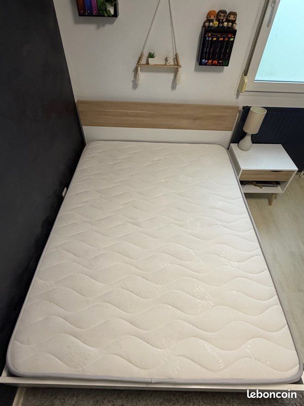 Lit 2 place avec matelas et table de chevet (image 2)