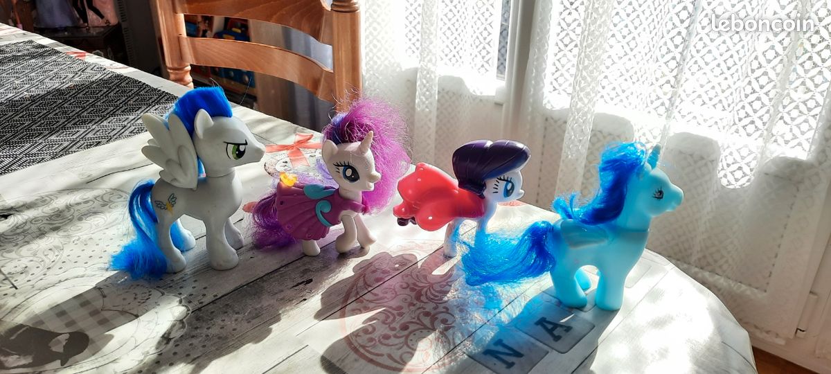 Lot de 4 petits poneys, 2 marque Pony (image 20)