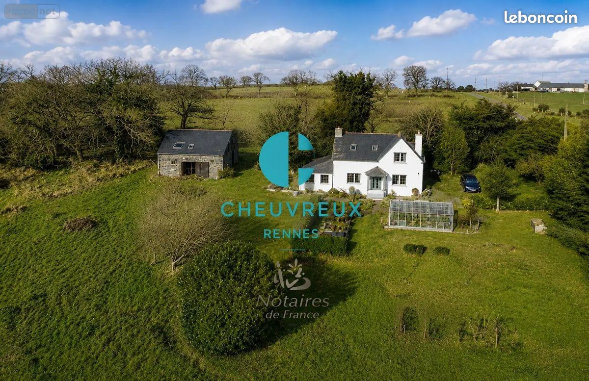 Maison 5 pièces 113 m² · à Maël-Carhaix · 113 m² · 145 000 €