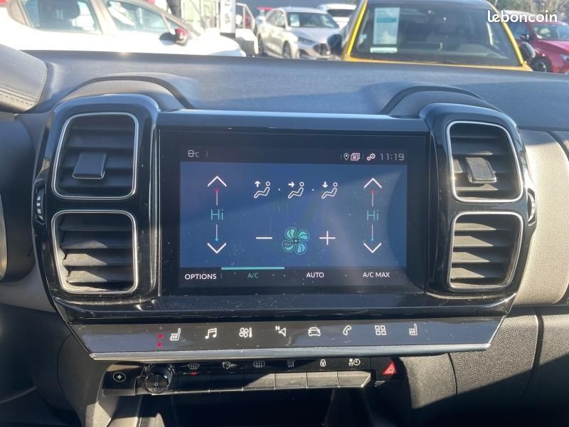 Citroen C5 Aircross Hybrid 225ch Shine e-EAT8 (image 10)