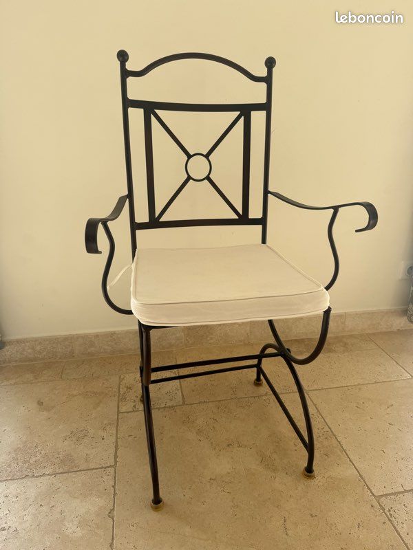 10 Chaises en fer forgé (image 1)