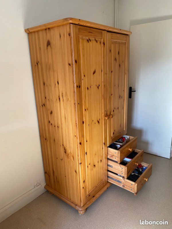 Armoire pin massif (image 3)