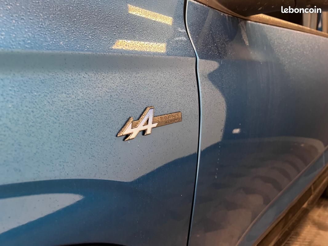 Renault Austral E-Tech hybrid 200 Iconic esprit Alpine (image 12)