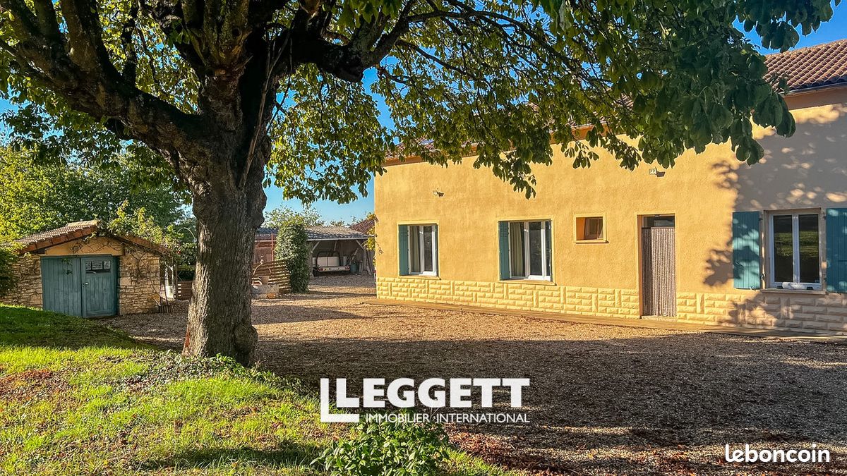 Maison 6 pièces 159 m² · à Saint-Front · 159 m² · 177 120 €