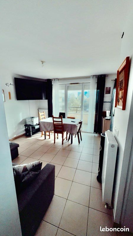 Appartement 2 pièces 47 m² · à Corbeil-Essonnes · 47 m² · 940 €