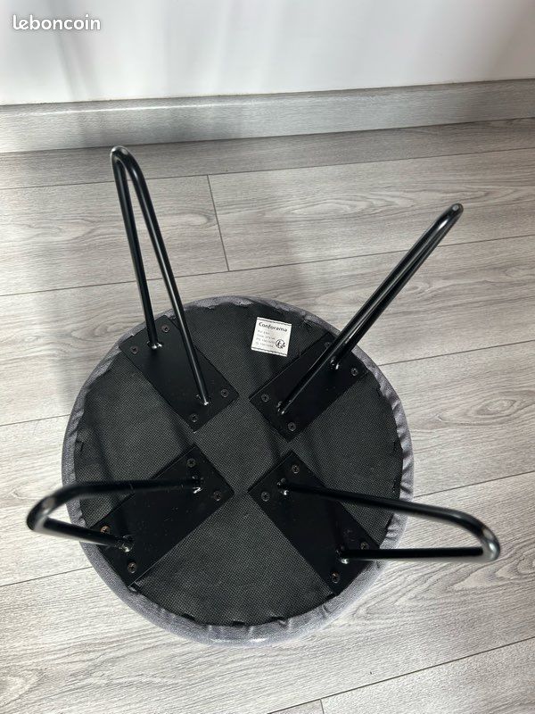 Tabouret velours gris (image 4)