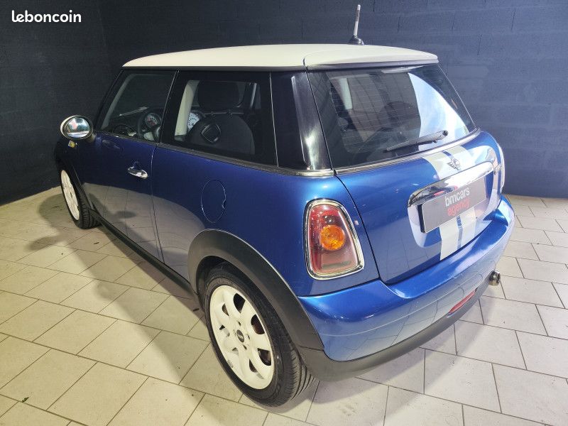 Mini MINI COOPER D 110CH (image 4)