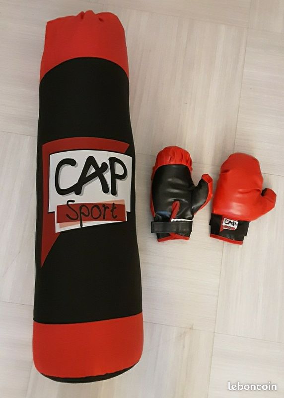 Sac De Frappe Decathlon Set Boxe Enfant Best Sporting - Sac De Frappe Et Gants Rouge | Pour Initiation à La Boxe Cadeau Enfant Actif