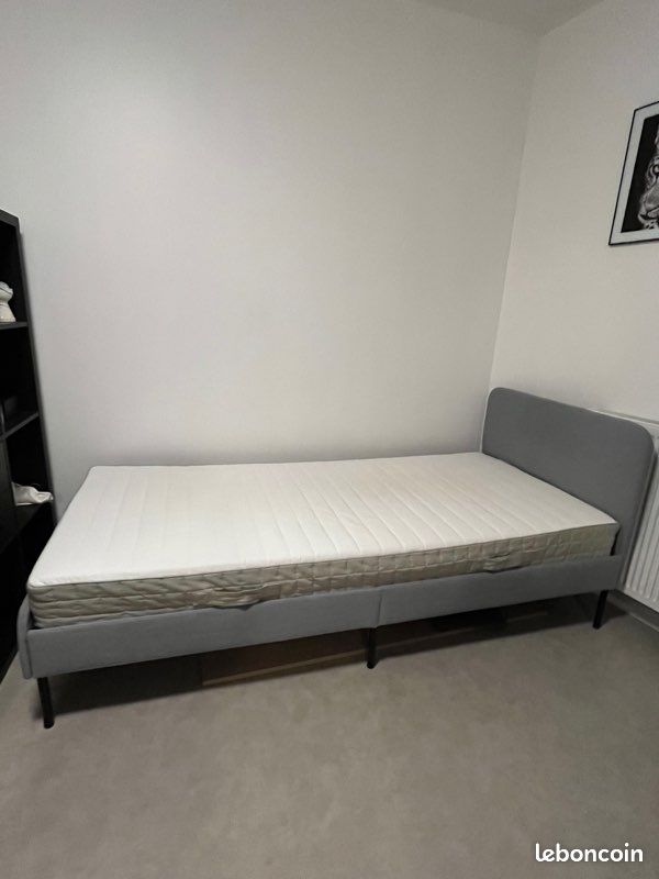 Lit + sommier à lattes + matelas IKEA (image 4)