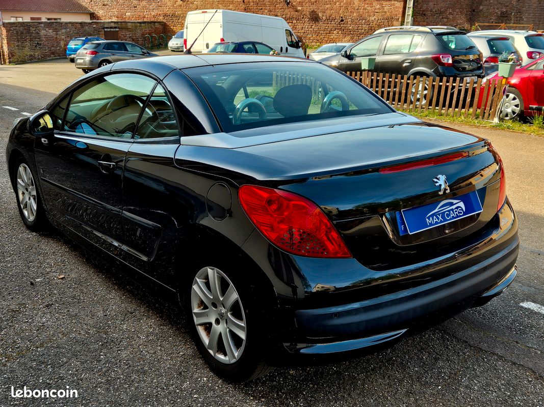 PEUGEOT 207CC 1.6 Vti 120 ch km 120500 ct-6-mois garantie 12-mois (image 3)