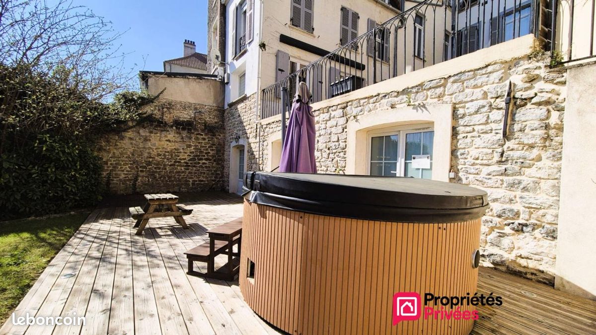 Maison 15 pièces 368 m² · à Boulogne-sur-Mer · 368 m² · 437 000 €
