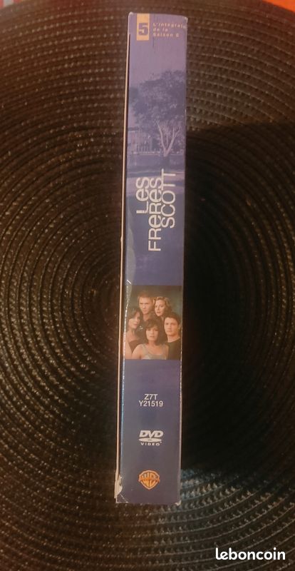 DVD des frères Scott Saison 5 (image 2)