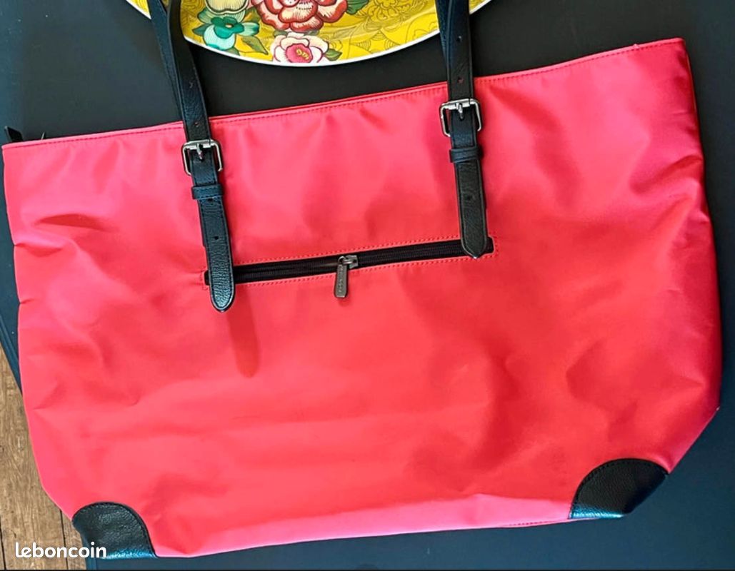 Sac de voyage Hexagona rouge (image 2)