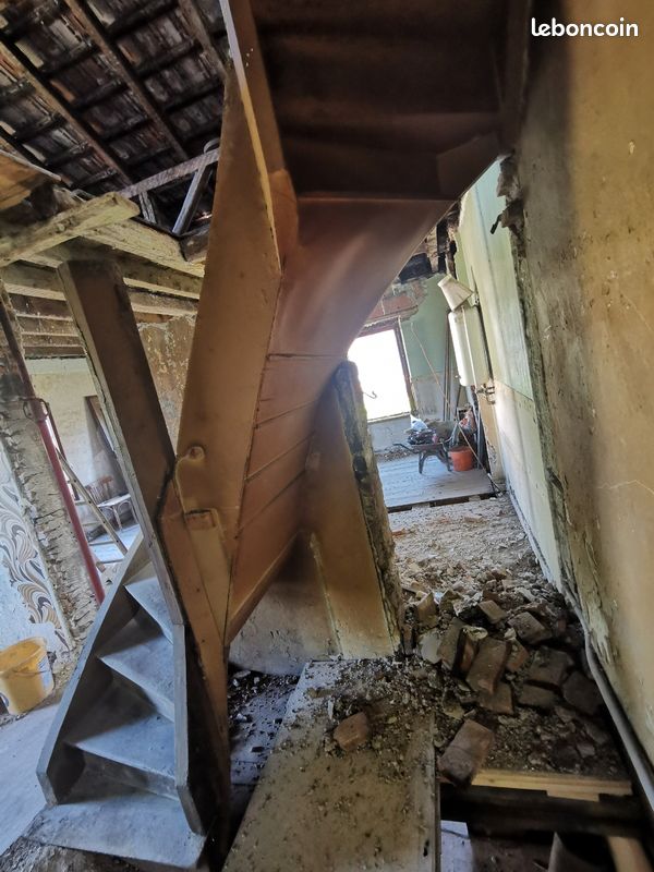 Escalier bois quart tournant (image 4)