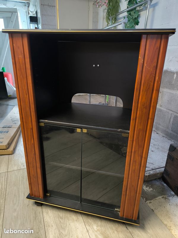 Meuble télé (image 1)