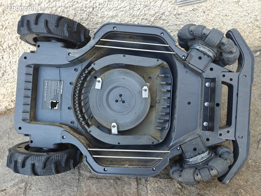 Robot-tondeuse sans fil Airseekers Tron SE (État Neuf, servi de test) (image 4)
