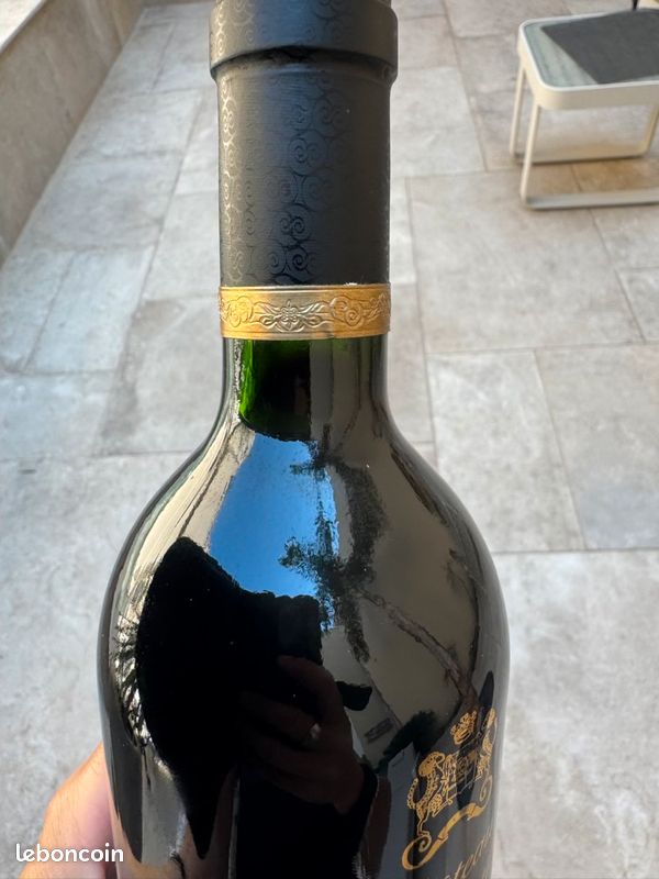 Château Mouton Rothschild 2000 – Premier Grand Cru Classé – Pauillac – 75 cl (image 4)