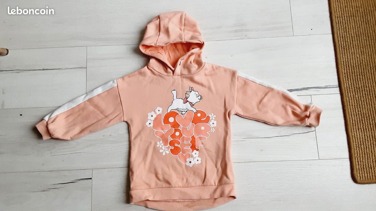 Vêtement fille pull à capuche saumon Disney Les aristochats Marie