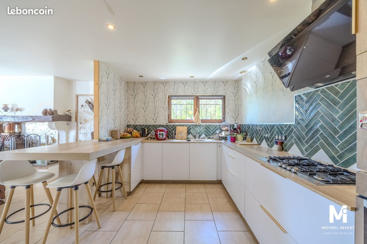 Maison 5 pièces 186 m² · à Bélis · 186 m² · 189 900 €