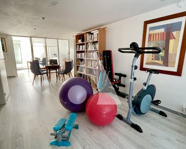 Maison 854 000 € - 199 m²
