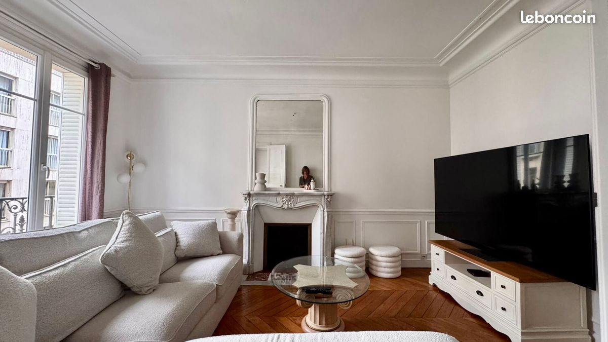 Appartement 4 pièces 81 m² · à Paris · 81 m² · 910 000 €