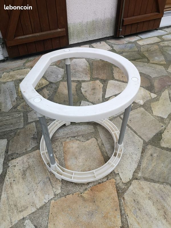 Support chauffe-eau (image 1)
