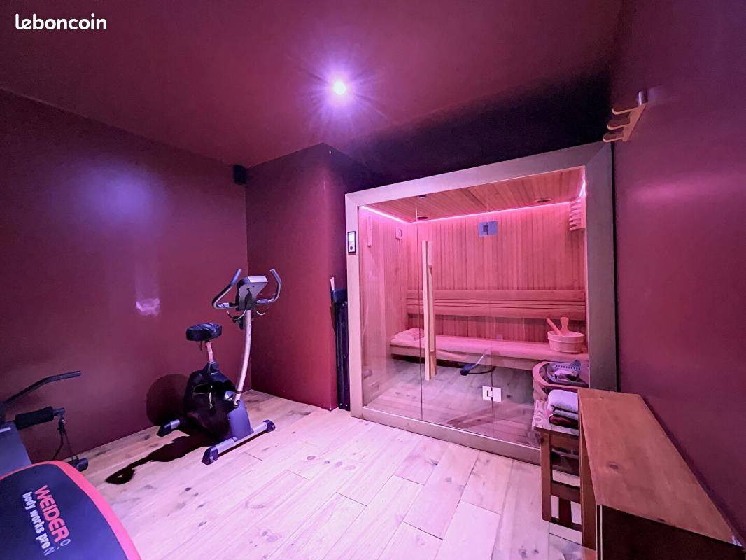 Maison 9 pièces 250 m² (image 8)
