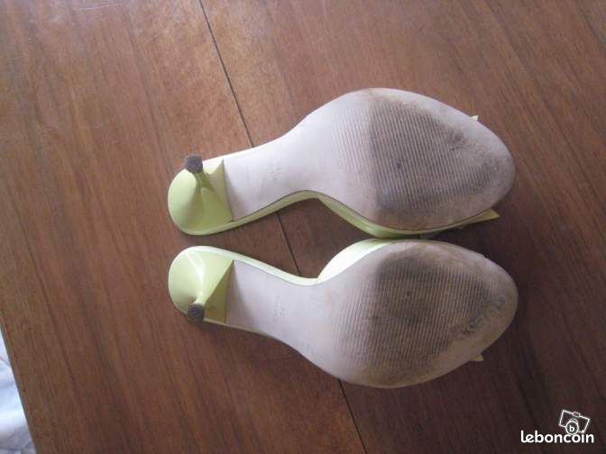 Veritables et originales chaussures GUESS anis (image 2)