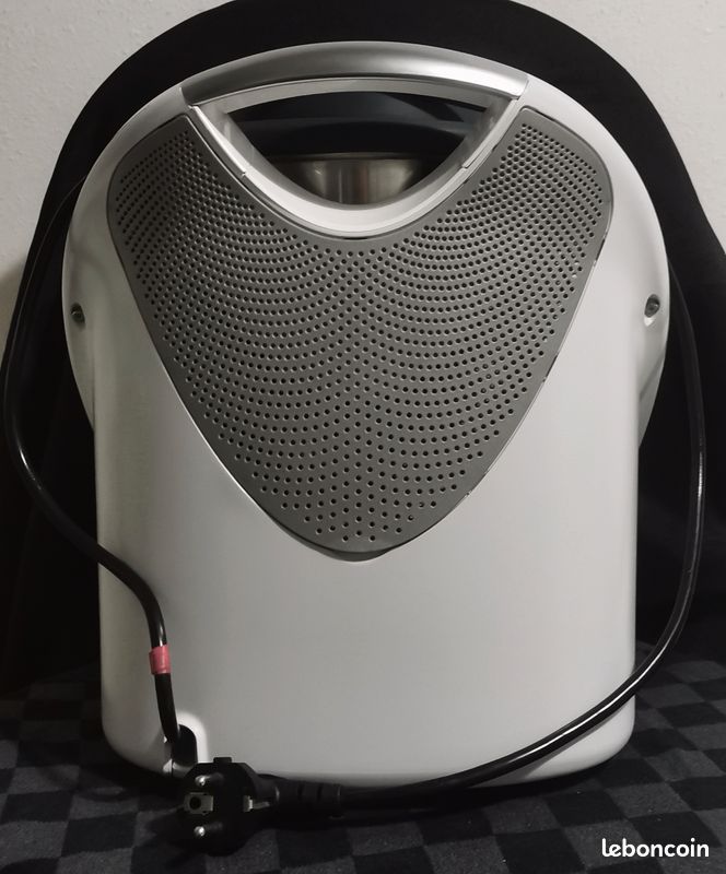 Thermomix Tm6 1100 négociable (image 3)