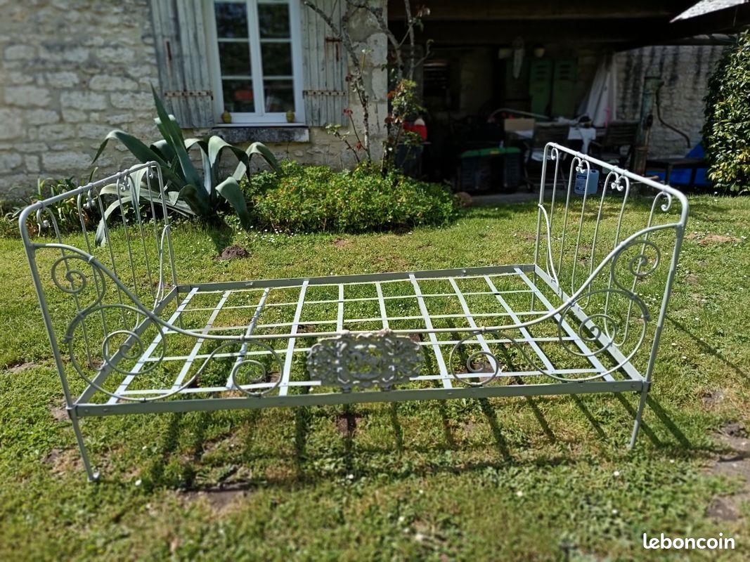 Banquette fer forgée (image 1)