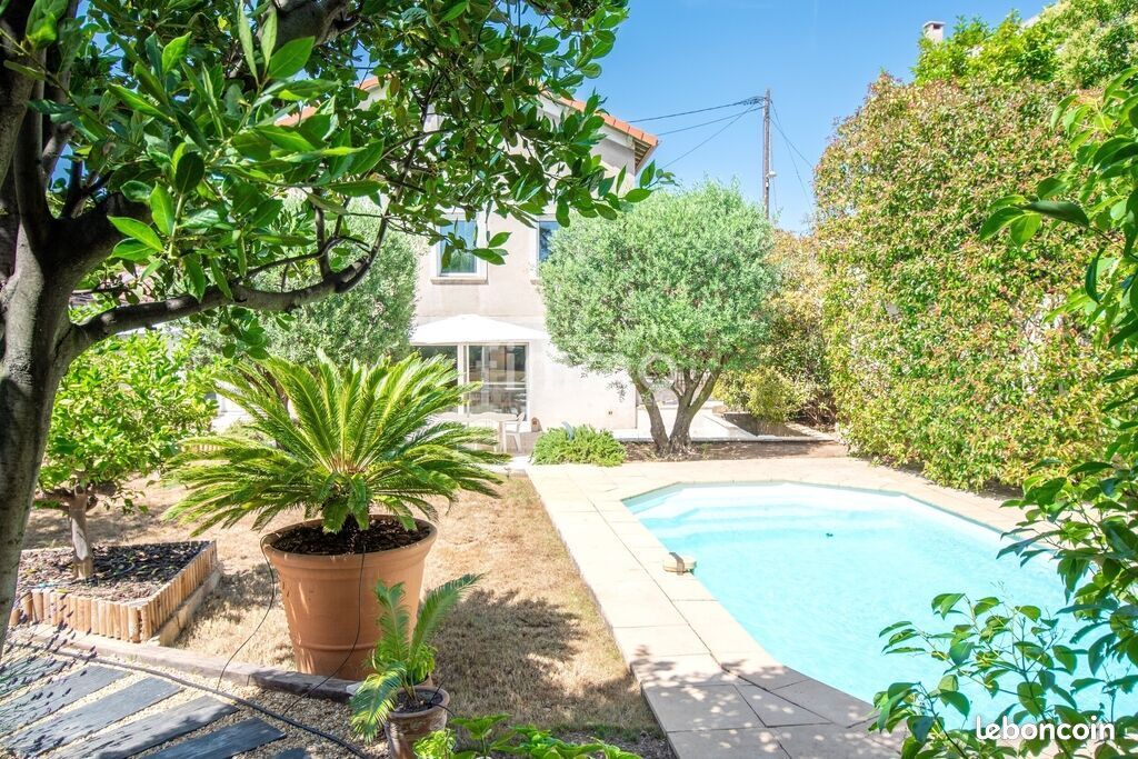 Maison 6 pièces 145 m² · à Marseille · 145 m² · 895 000 €