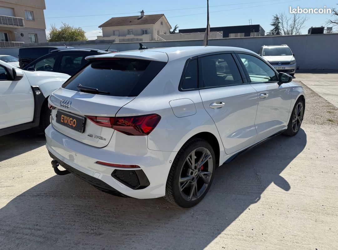 AUDI A3 SPORTBACK S-LINE COMPETITION 45 TFSI E 245 ch S TRONIC 6 / MATRIX LED ATTELAGE SIEGES CHAUFFANTS (image 2)