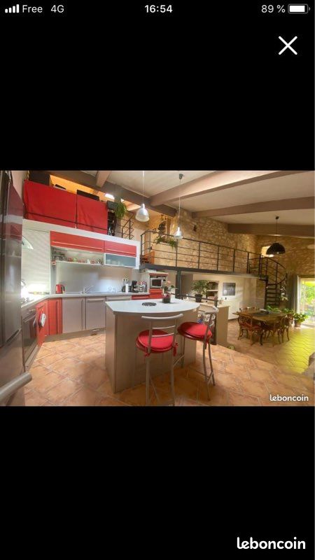 Maison 10 pièces 255 m² · à Saint-Paul-Flaugnac · 255 m² · 440 000 €