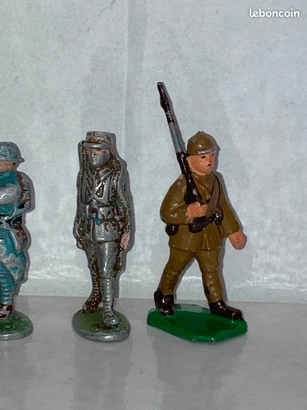 Lot De 8 Figurines Soldats Quiralu 14/18 - Aluminium - Jouet Ancien