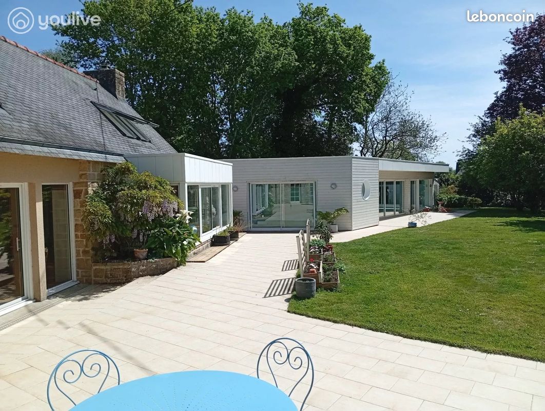 Maison 10 pièces 251 m² · à Fouesnant · 251 m² · 1 050 000 €