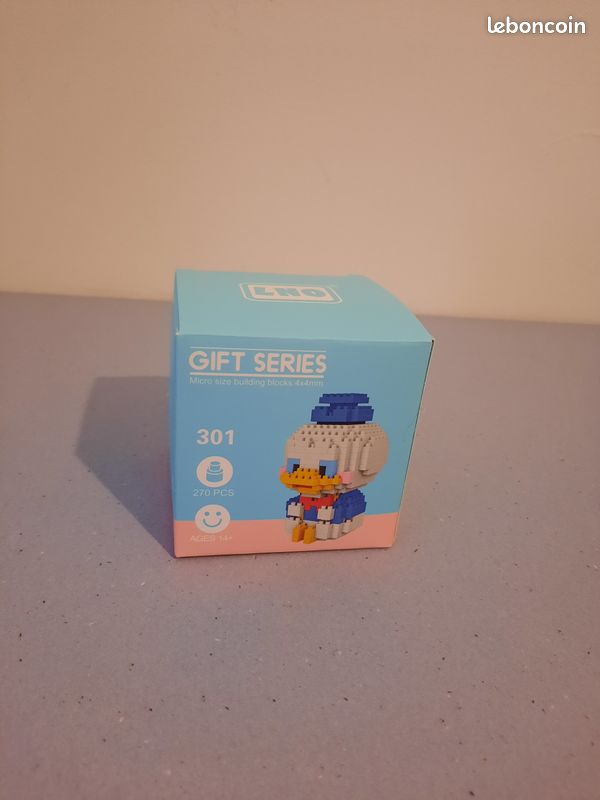Figurine à construire Donald (image 2)