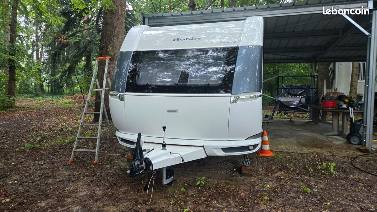 Caravane Hobby Excellent 560 wfu (image 1)
