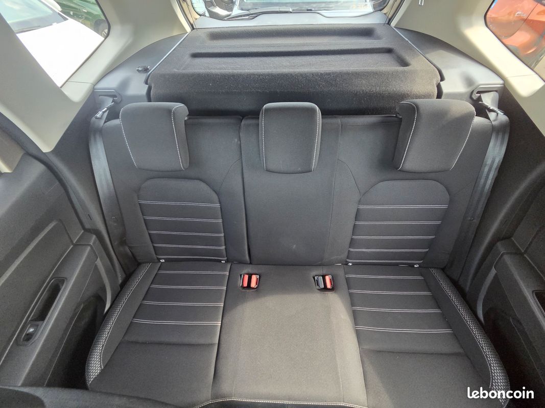 Dacia Duster Blue dCi 115ch 4x2 BVM6 (image 9)