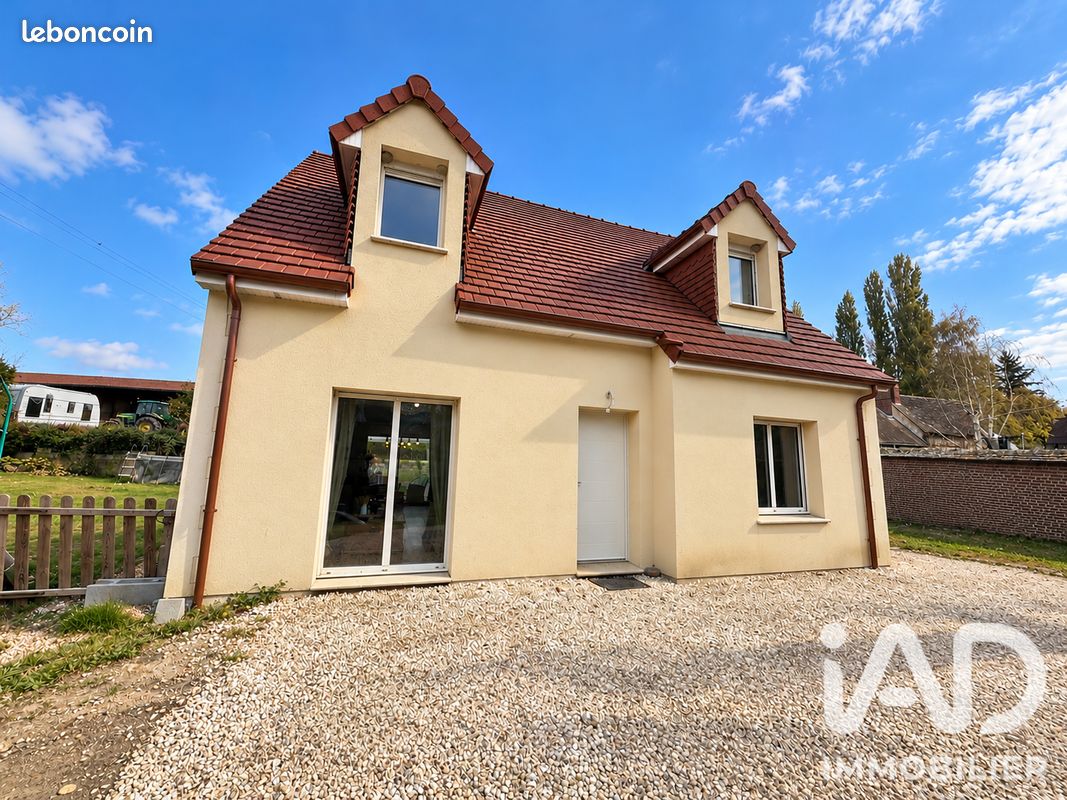 Maison 6 pièces 105 m² · à Chaumont-en-Vexin · 105 m² · 285 000 €