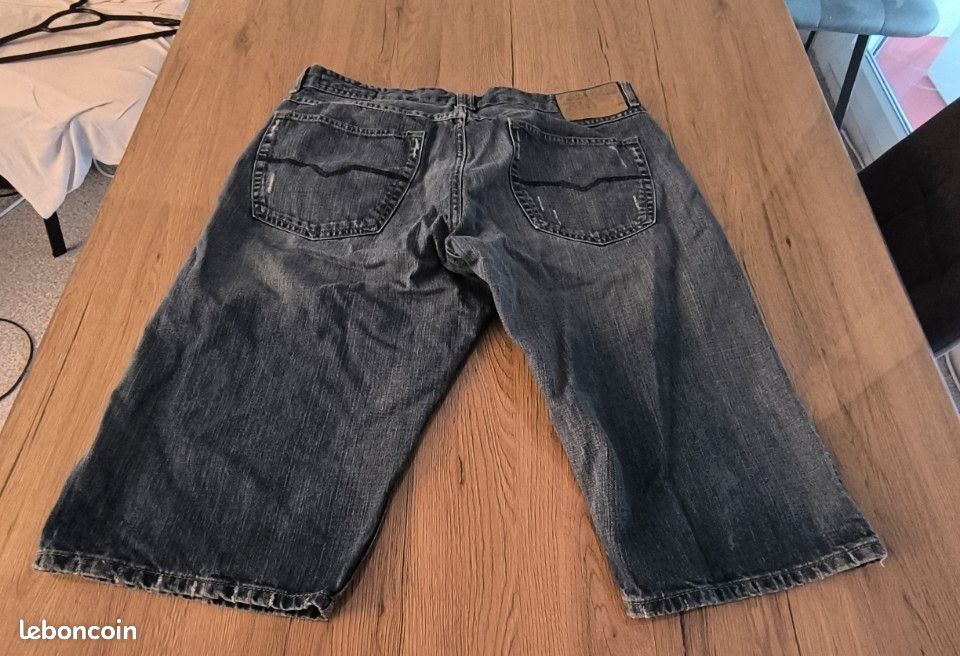 Bermuda Jeans (image 2)