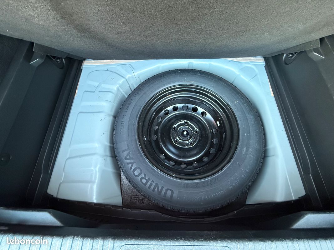 Captur 2 initiale paris 1.3l tce 140 ch edc- garantie 12 mois-attelage (image 10)