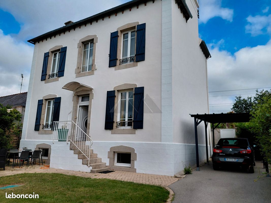 Maison 8 pièces 140 m² · à La Forest-Landerneau · 140 m² · 1 300 €