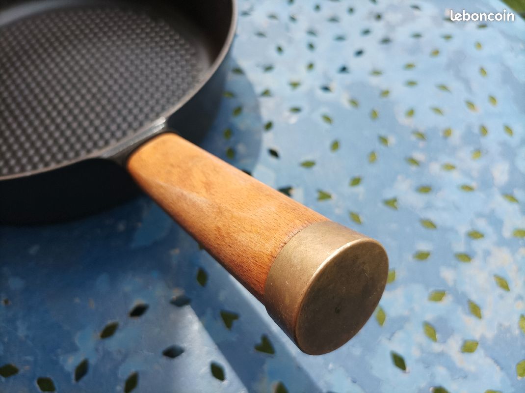 Sauteuse Staub fond émaillée (image 2)