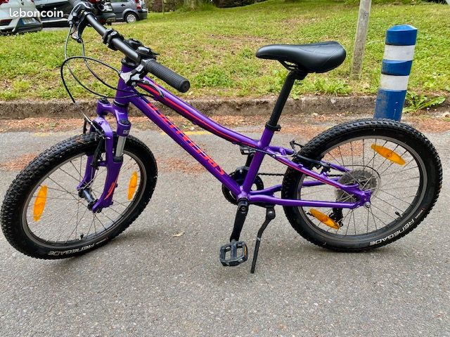 Velo Specialized Hotrock 24 Pouces Velo Specialized Hotrock 24 Vtt