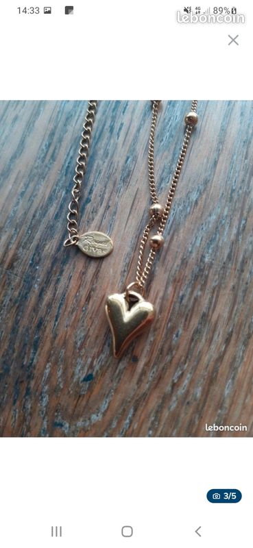 Très beau collier pendentif coeur et perles en métal doré .
État neuf, jamais porté (image 8)