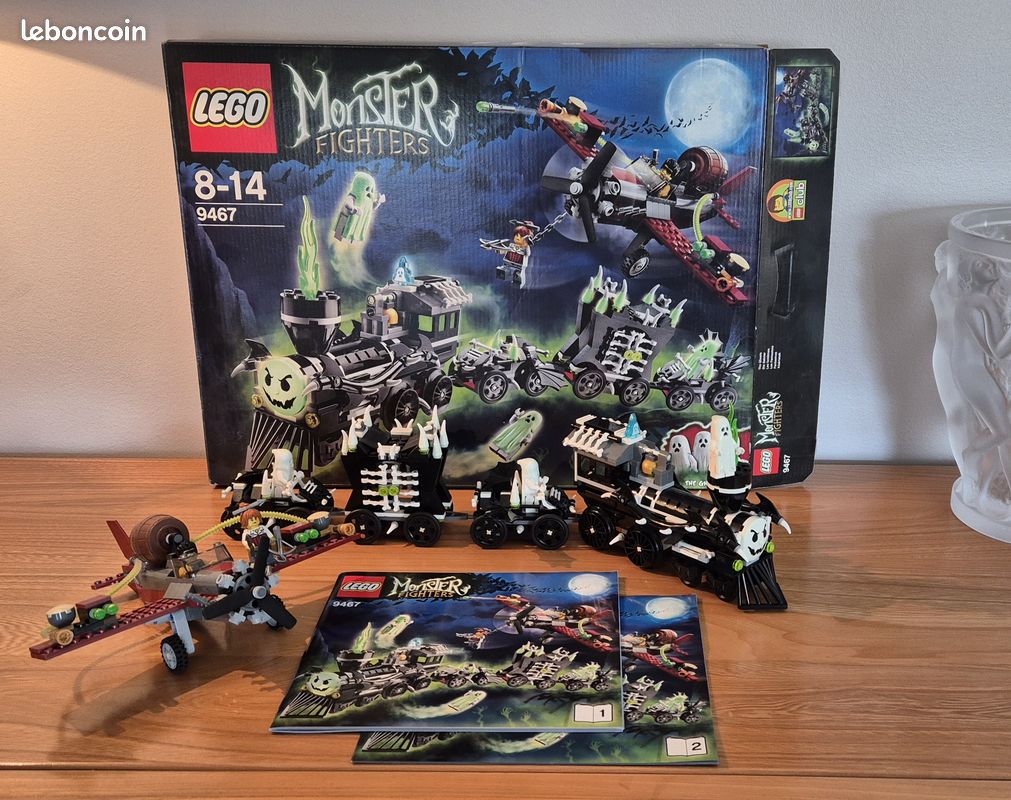 Lego 9467 Monster Fighters train Jeux Jouets