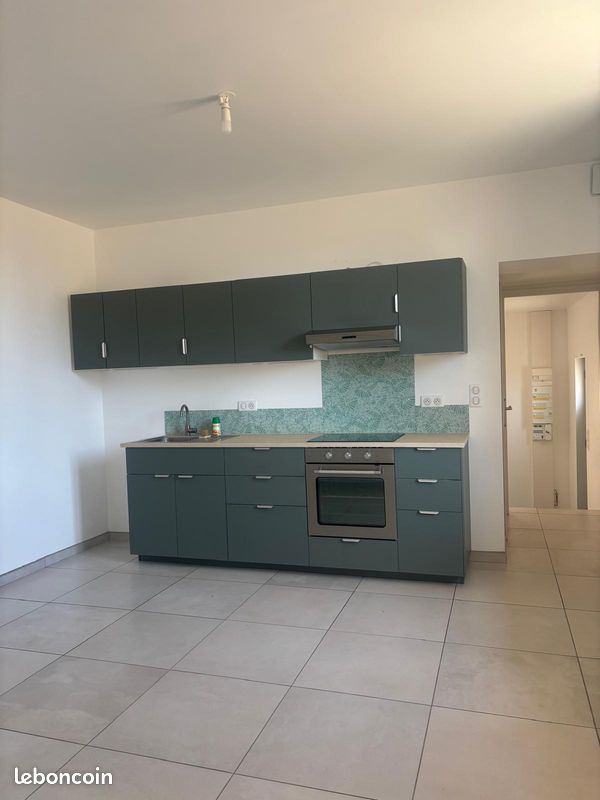 Maison 3 pièces 65 m² · à Savigny-en-Revermont · 65 m² · 750 €/mois